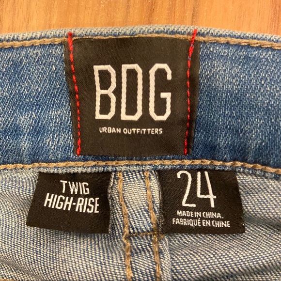 UO BDG Twig High-Rise Skinny Jeans - Picture 8 of 8
